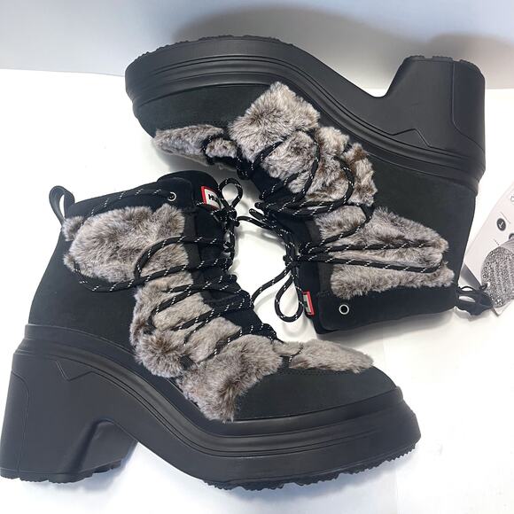 HUNTER NWT Waterproof Faux Fur Trimmed Lace Up Bootie in Black Size 11 - Picture 8 of 11